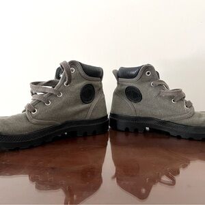 Palladium Boots, Women’s, Khaki Green, Size 8 1/2